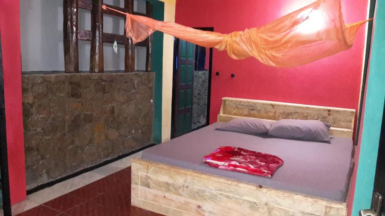 Liberta Homestay Tuktuk Eksteriør billede